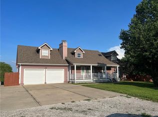 505 N Bynum Rd, Lone Jack, MO 64070