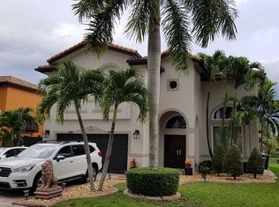 16135 SW 61st Ln, Miami, FL 33193