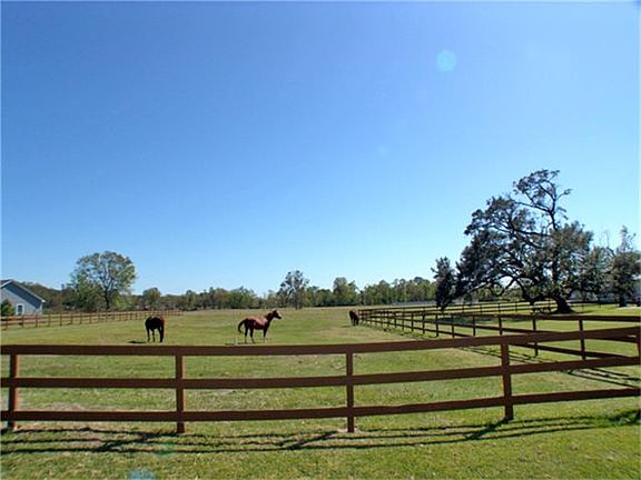  Fenced and cross-fenced for your horses.