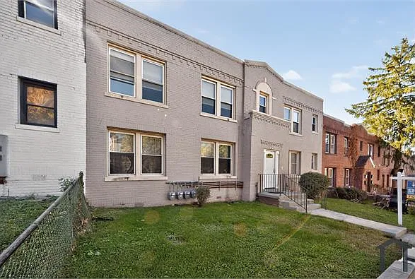3 bed, $3,450 — Photo 1