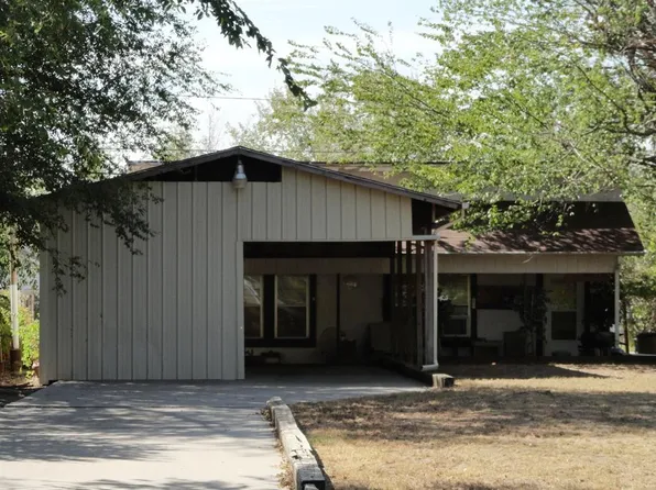 114 W Himes St, Norman, OK 73069