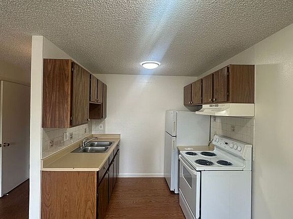 4th image of 2264 Dexter Dr #301