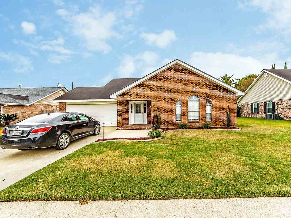 1st image of 506 Angelle Dr