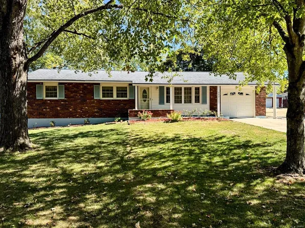 202 S Trailwood St, Desloge, MO 63601