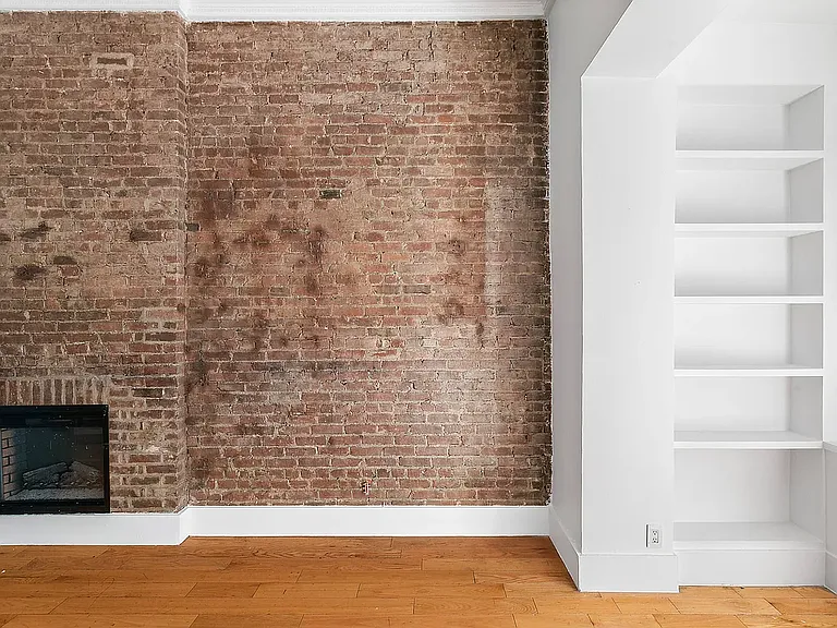 217 W 14th St #2F — Photo 3