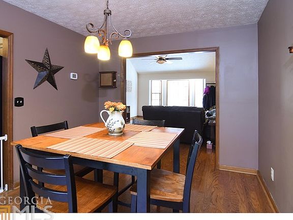 5th image of 710 Babbling Creek Pl