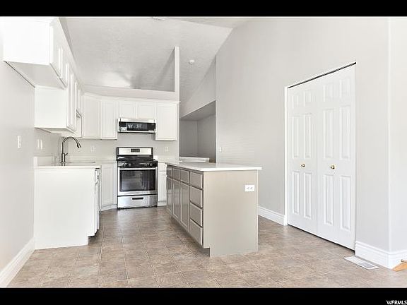 5th image of 4647 W Harvey Blvd