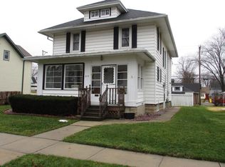 817 E Walnut St, Horicon, WI 53032