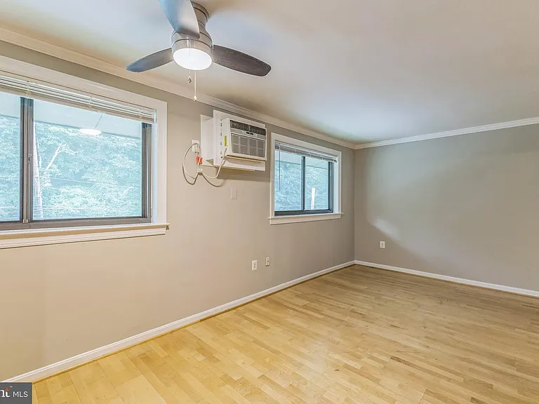 3105 Naylor Rd SE #304 — Photo 12