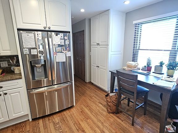 5th image of 3910 Latour Ct