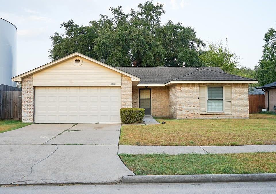 1st image of 1007 E Belgravia Dr