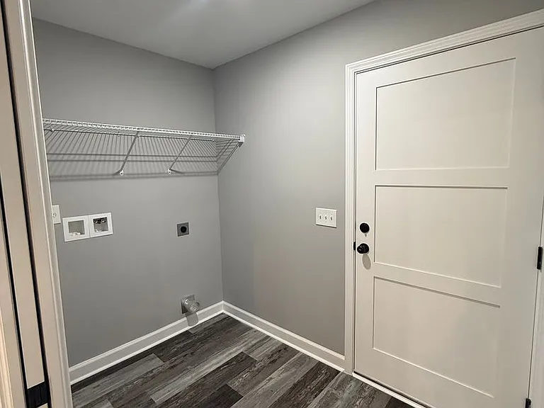 101 Brandi Ave — Photo 31