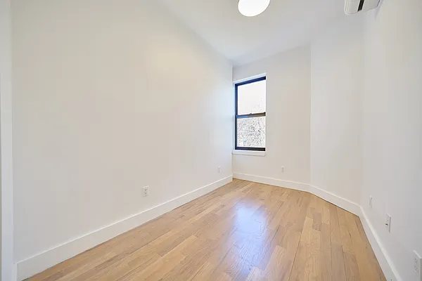 Rented by Bedford And Dean LLC | media 8