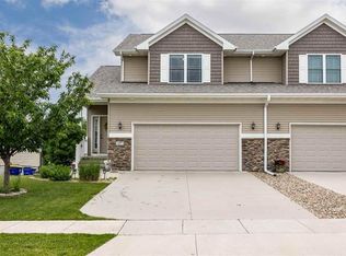 257 S Stewart St, North Liberty, IA