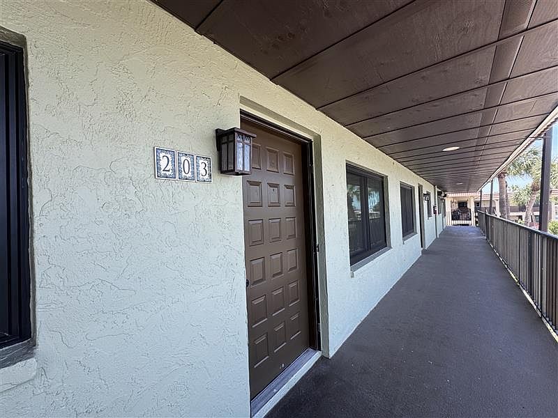 1st image of 1258 Barbara Dr #203-156
