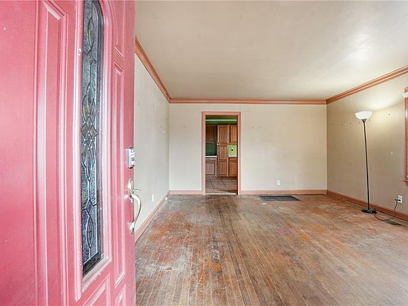 4th image of 630 Clifton Rd SE