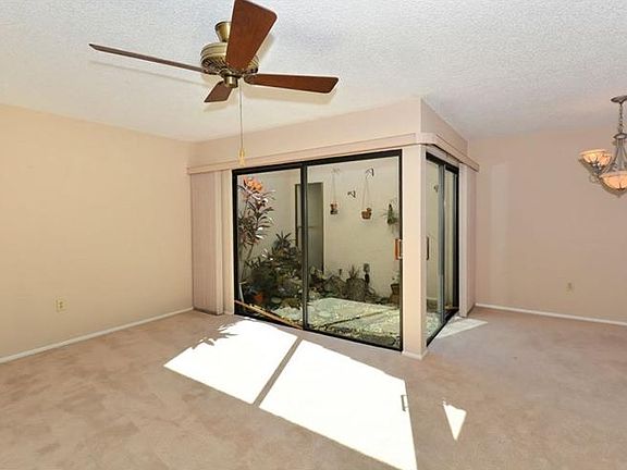 3rd image of 3680 Glen Oaks Manor Dr