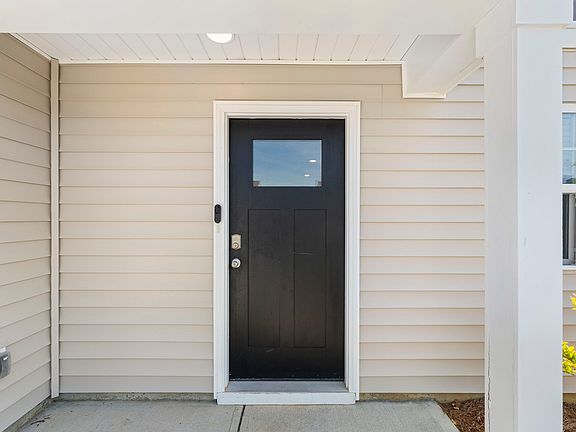 4th image of 108 Haventree Ct