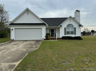 125 Davenport Dr, Raeford, NC 28376
