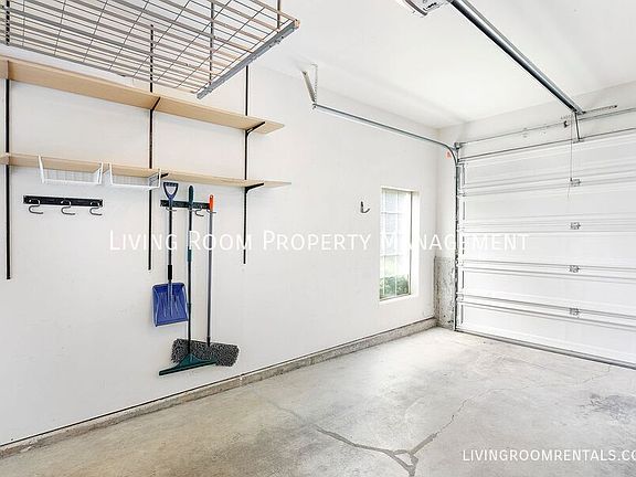 4th image of 7604 N McKenna Ave