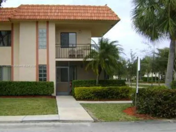 357 Lakeview Dr APT 104, Fort Lauderdale, FL 33326