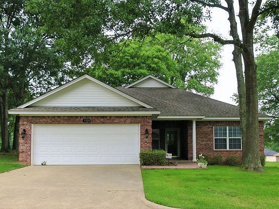 2nd image of 1320 E McLemore Ct
