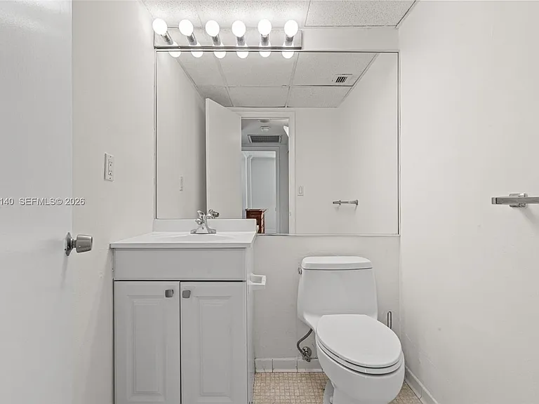 90 Edgewater Dr #1216 — Photo 22