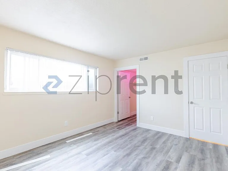 4561 Ashcroft Ave #49 — Photo 18