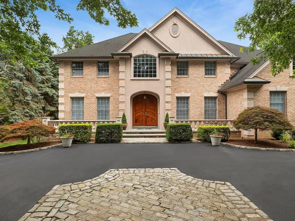 184 High Farms Road, Glen Head, NY 11545