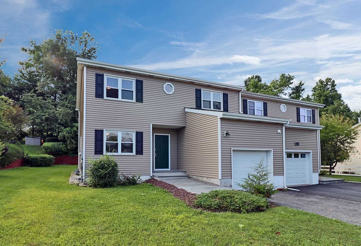 8 Fieldstone Blvd, Wappingers Falls, NY 12590 Zillow