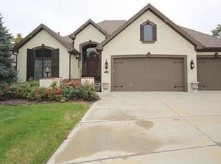 2000 NE 101st Ct, Kansas City, MO 64155