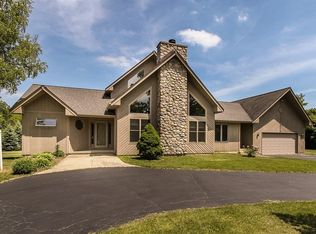 8N533 Kendall Rd, Elgin, IL 60124