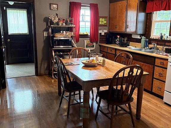 3rd image of 1759 190th St