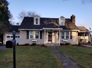 18 Old Grandview Ave, Dallas, PA 18612