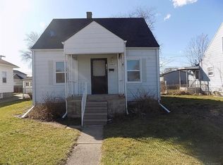 25627 Paige St, Roseville, MI 48066