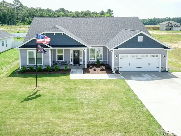 596 Ravensworth Dr, Garner, NC 27529