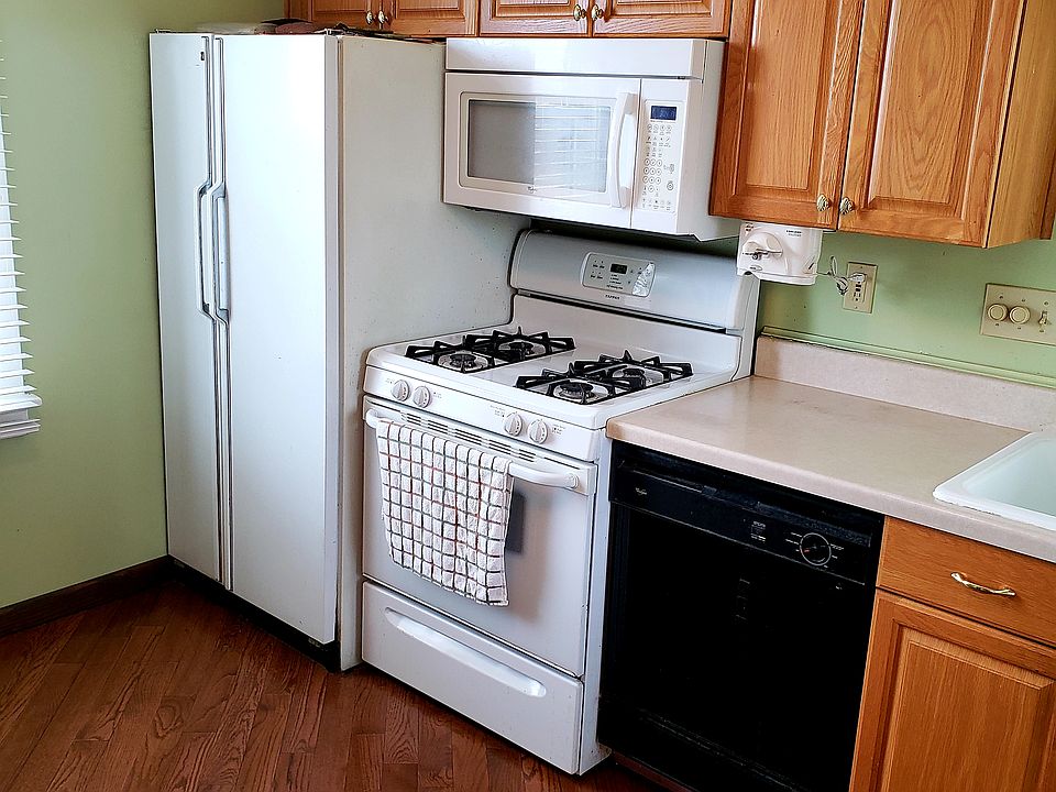 2nd image of 66 S Howard Ave