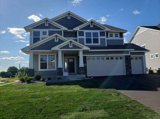 6689 Alverno Ln, Inver Grove Heights, MN 55077