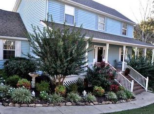 2523 W Wind Dr, Soddy Daisy, TN 37379