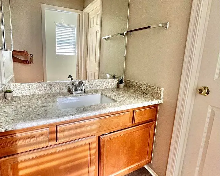 3946 W Camino Del Rio — Photo 14