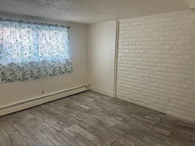 875 S Quebec St — Photo 5