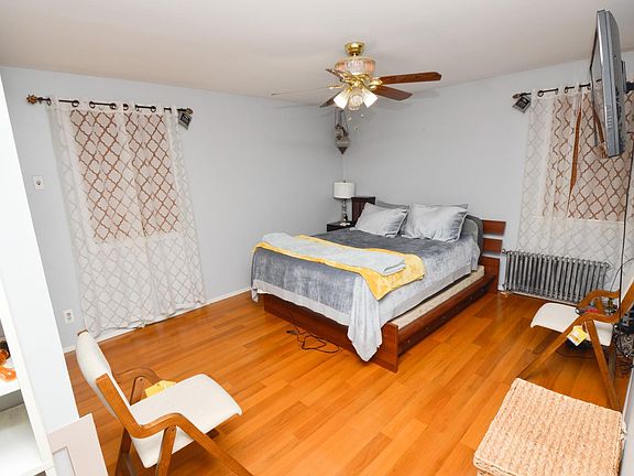 4th image of 12019 234th St Floor 2