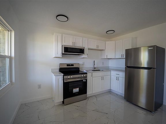 4th image of 56 B St APT 1