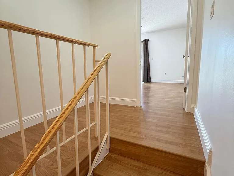 Upstairs landing looking to master bedroom