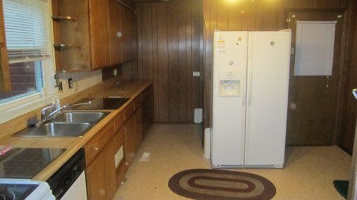 5th image of 1417 W Ray Ave