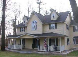 323 Woodline Rd, Nazareth, PA 18064