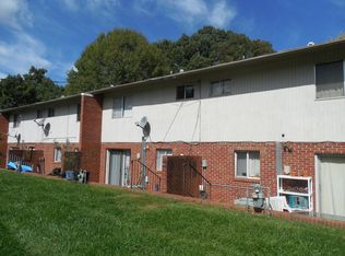 110 21st Ave NE, Hickory, NC 28601