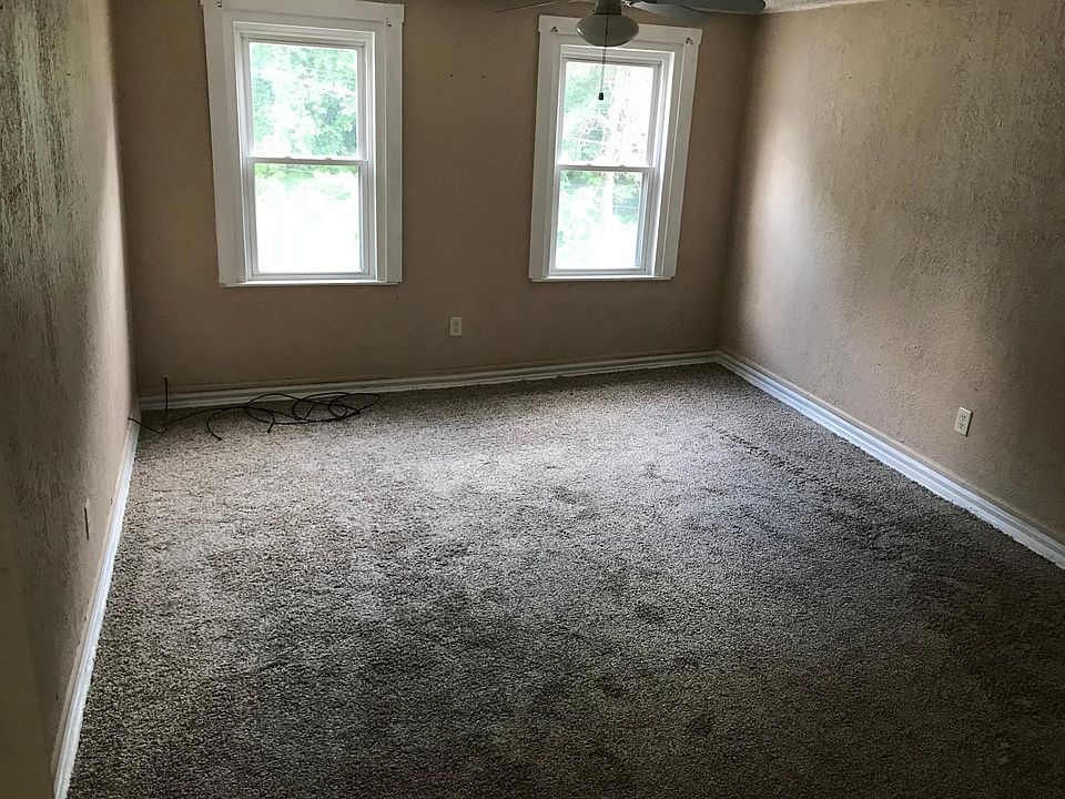 2nd image of 67 Bates St