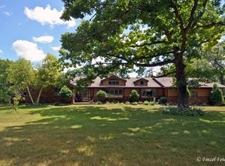 9010 Ferris Rd, Harvard, IL 60033