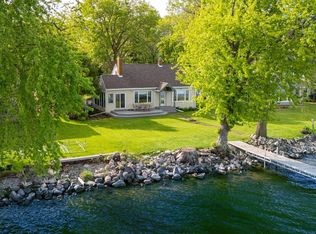 188 Adella Beach Rd, Neenah, WI 54956